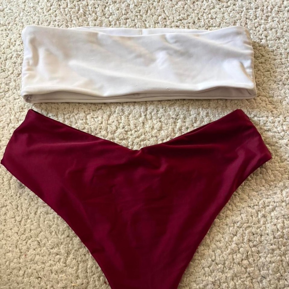 Swimsuit bundle - Picture 4 of 4